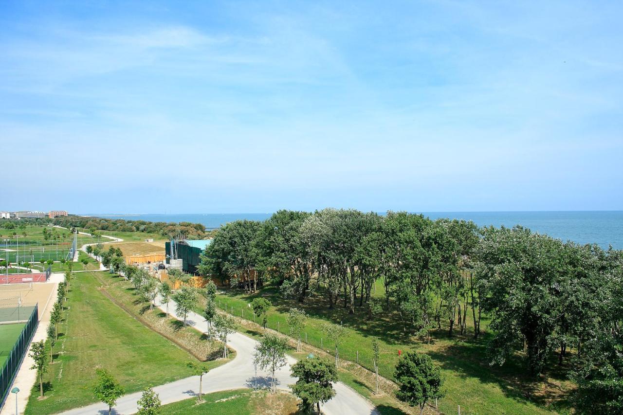 Pini Village Lido Altanea カオルレ エクステリア 写真