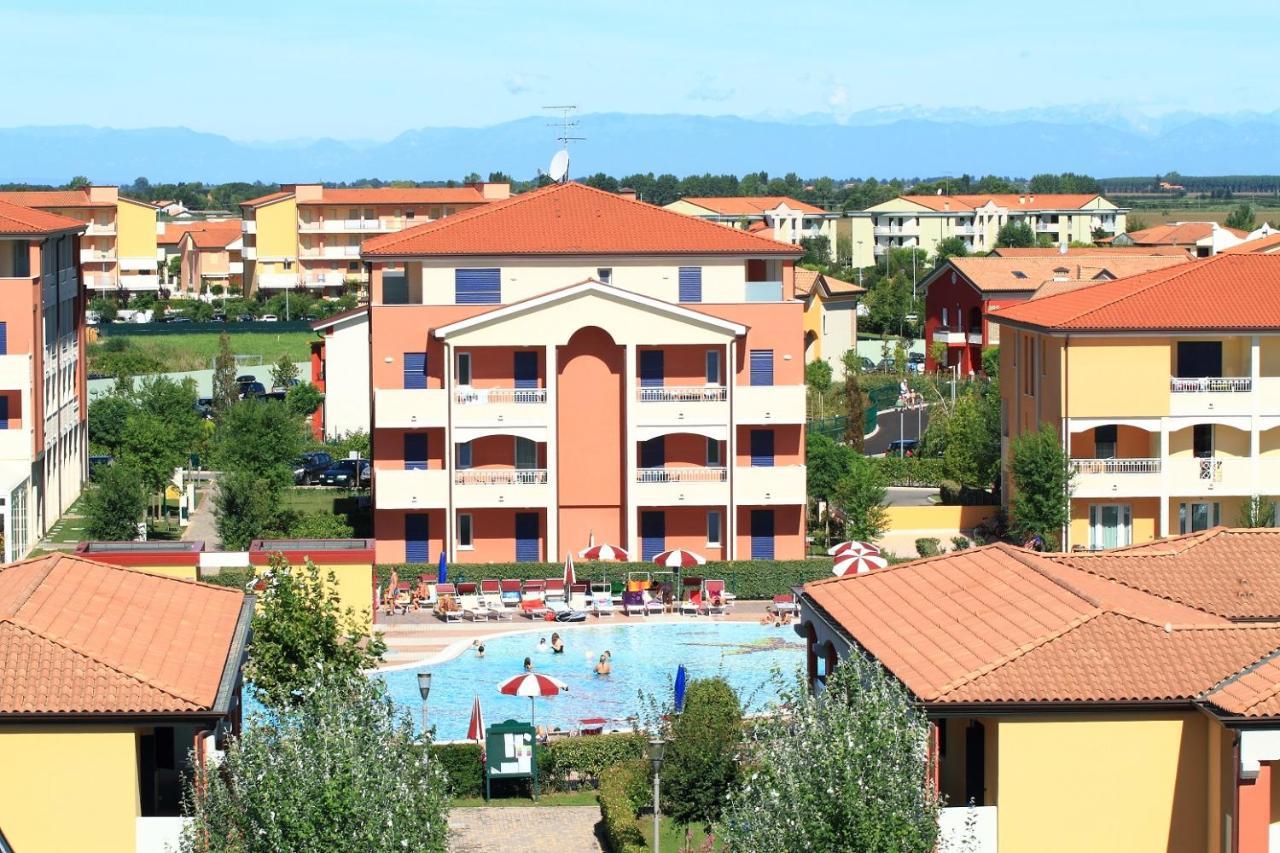 Pini Village Lido Altanea カオルレ エクステリア 写真