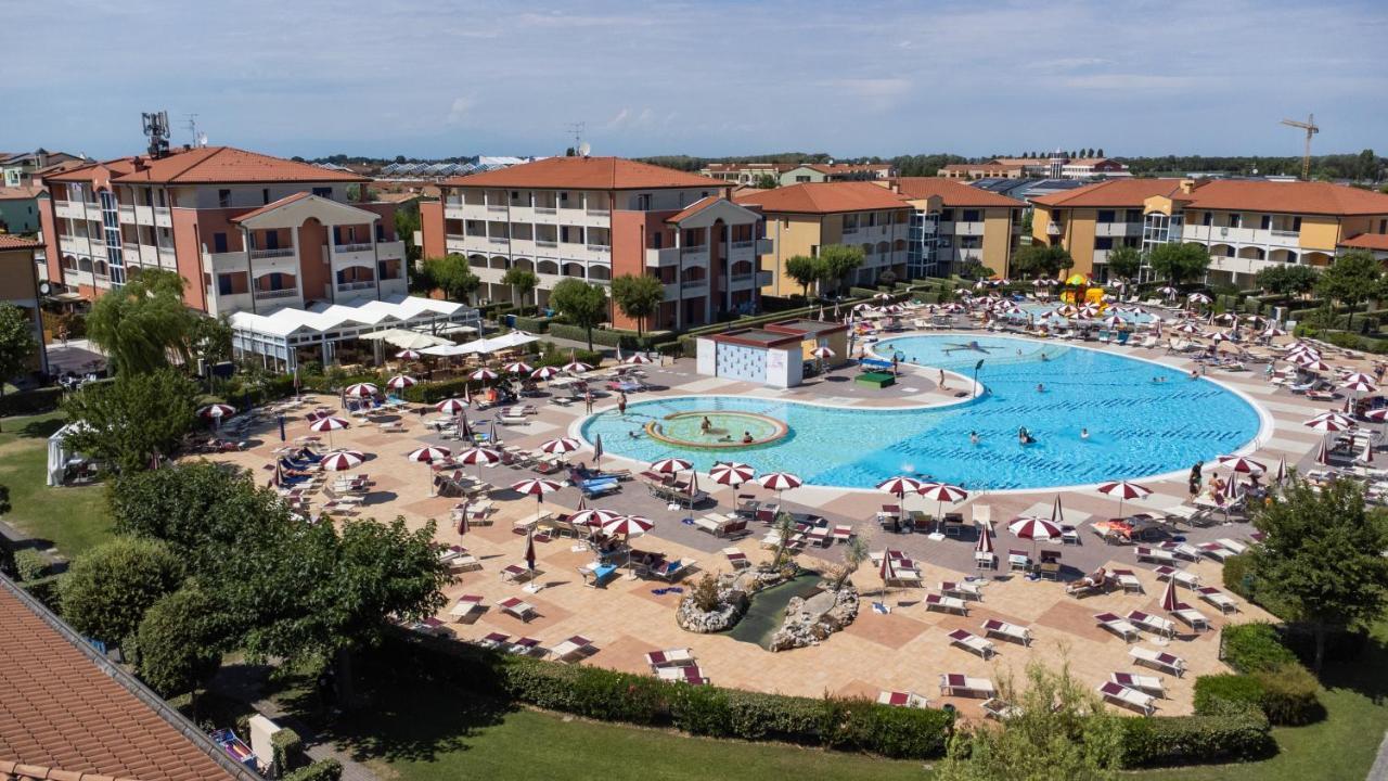 Pini Village Lido Altanea カオルレ エクステリア 写真