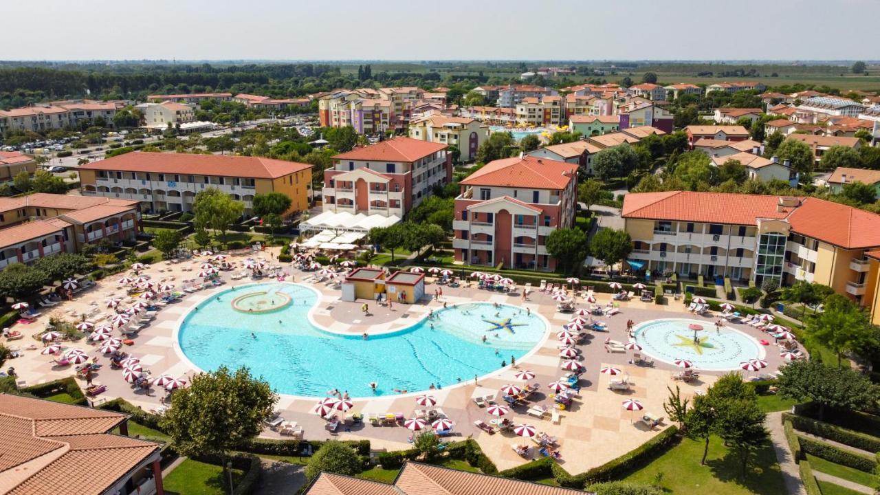 Pini Village Lido Altanea カオルレ エクステリア 写真