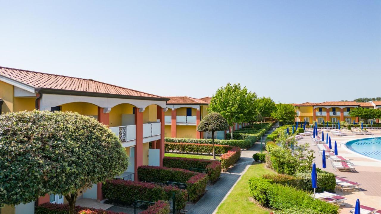 Pini Village Lido Altanea カオルレ エクステリア 写真